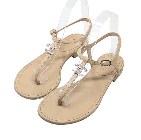 Chanel Lambskin Comet Crystal Interlocking CC Thong 20S Sandals Size EU 38